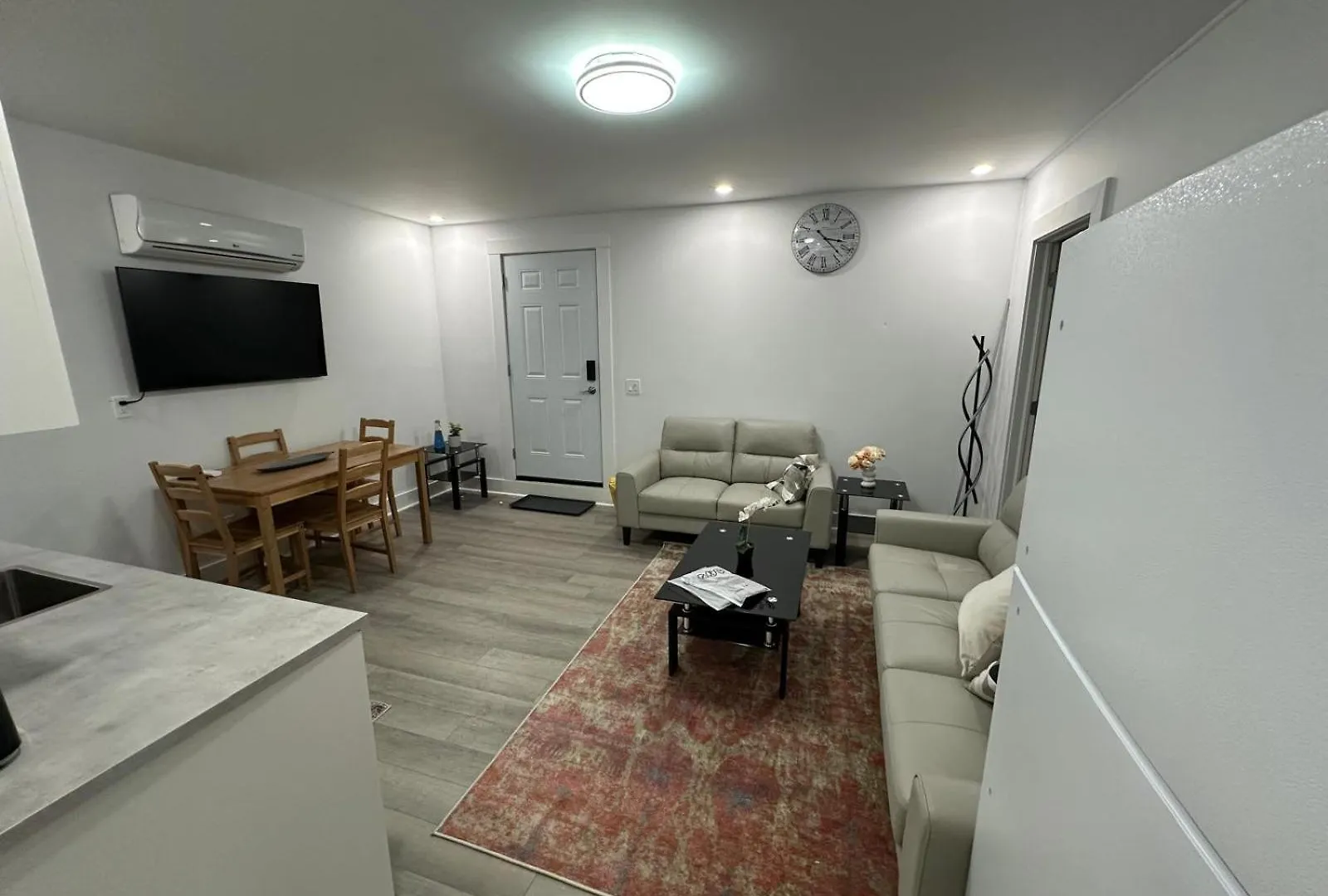 Apartment Private Entire Guest Suite In Bedford - 2 Bedroom Halifax